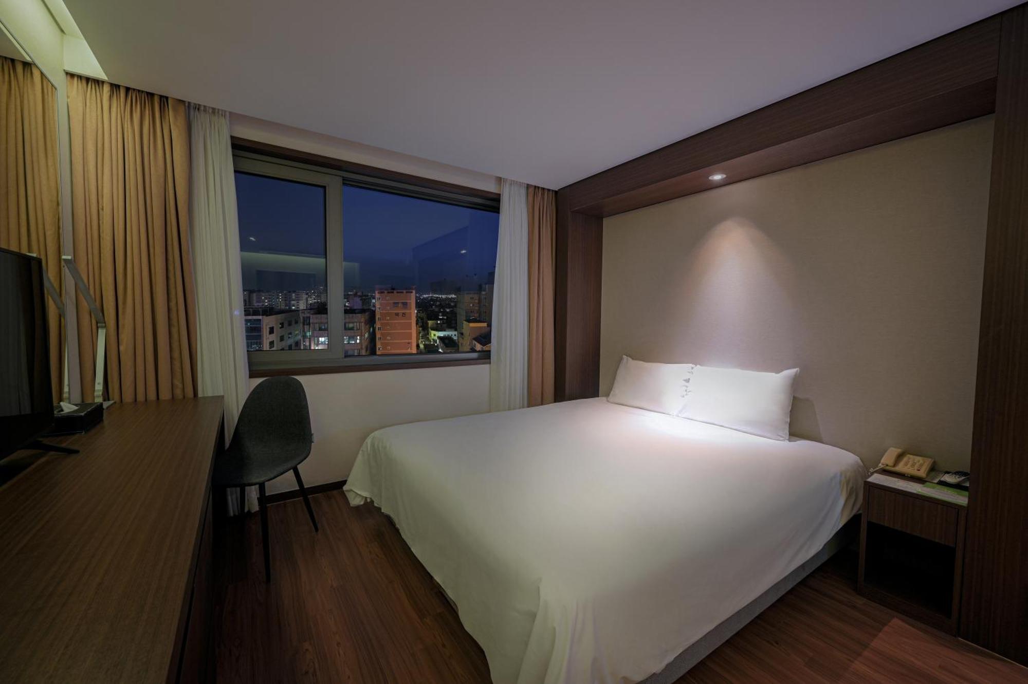 Astar Hotel Jeju Dış mekan fotoğraf